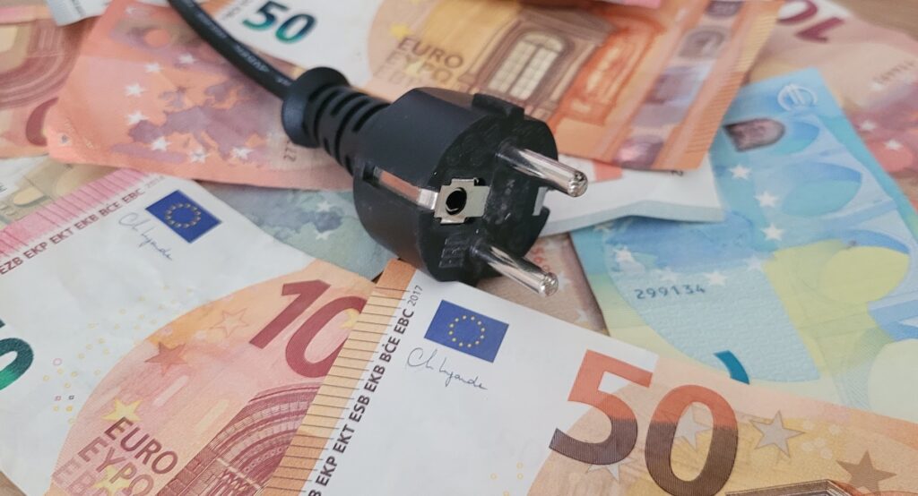 News-Beitrag: Neue Regeln beim Stromvertrag: Was Mieter und Eigentümer ab 6. Juni 2025 wissen müssen